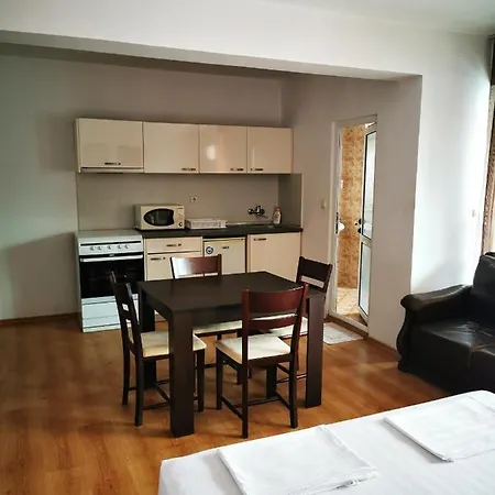 Szálloda Jelezchevi Guest 2*