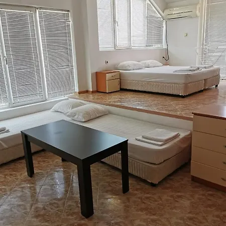 Szálloda Jelezchevi Guest 2*