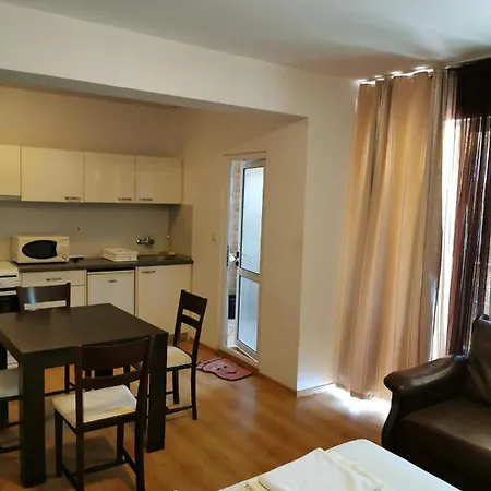 Jelezchevi Guest Szálloda 2*