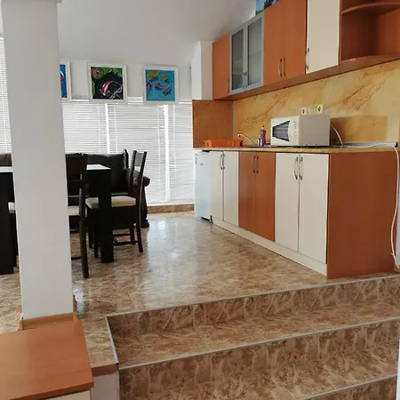 Jelezchevi Guest Szálloda 2*