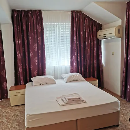 Szálloda Jelezchevi Guest