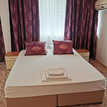 Jelezchevi Guest Hotel 2*