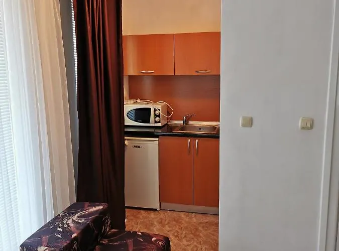 Jelezchevi Guest Hotel 2*