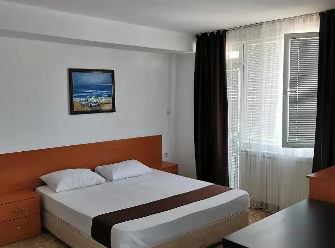 Hotel Jelezchevi Guest 2*