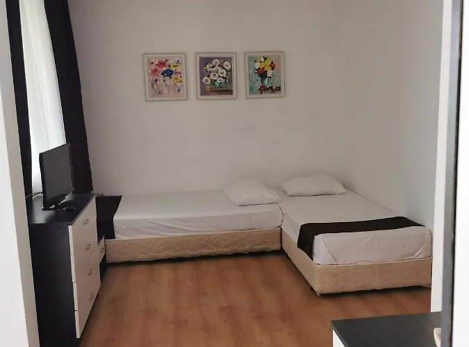 Jelezchevi Guest Hotel 2*