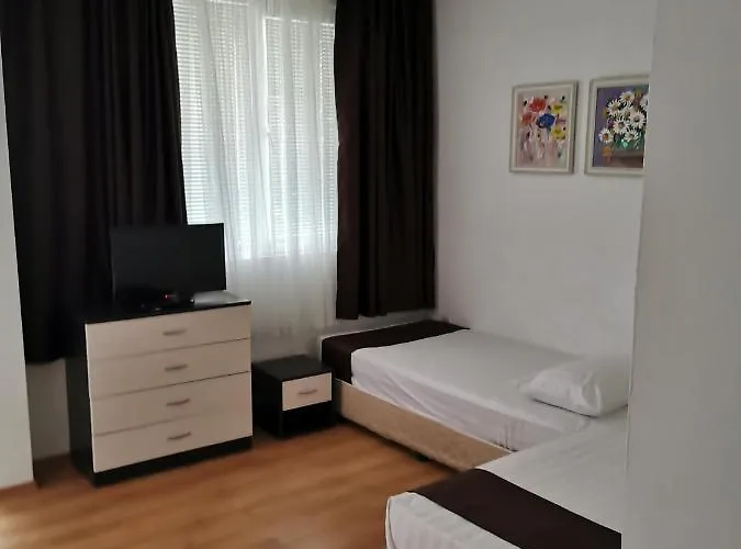 Hotel Jelezchevi Guest Primorsko