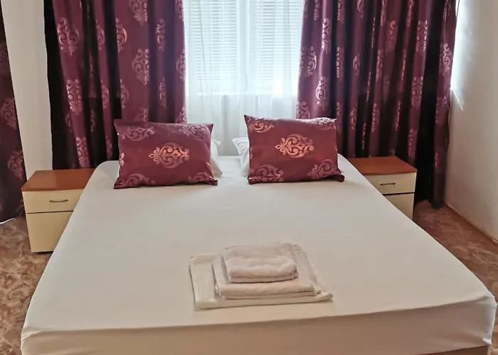 Jelezchevi Guest Hotel 2*