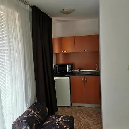 Jelezchevi Guest