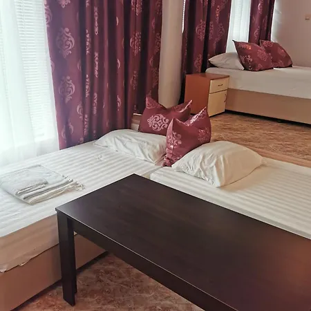 железчеви Хотел Приморско