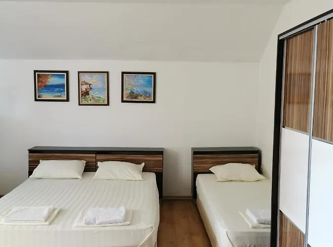 Hotel Jelezchevi Guest Primorsko